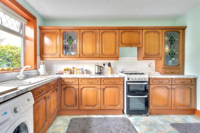 Kitchen_3.jpeg