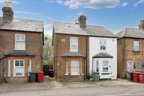 Meadfield Road, Langley, SL3