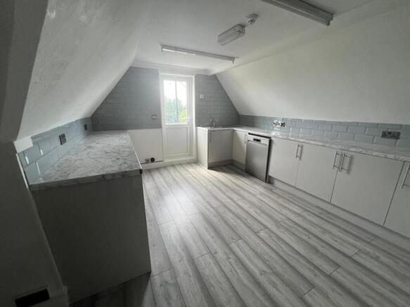 WhatsApp Image 2024-11-04 at 15.00.52 (3).jpeg