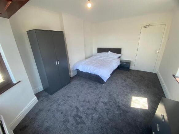 WhatsApp Image 2025-05-12 at 14.26.23 (5).jpeg