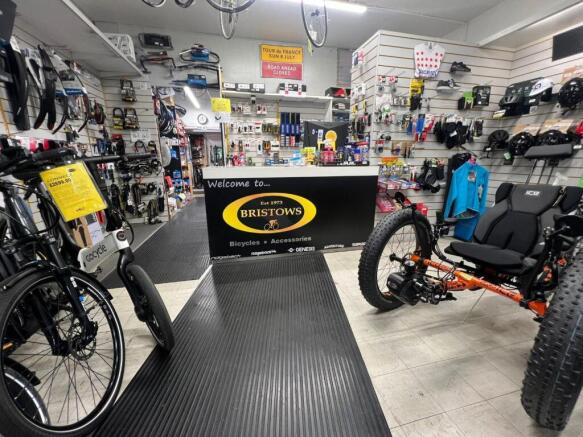 WhatsApp Image 2025-06-24 at 14.07.08_1adaef98.jpg