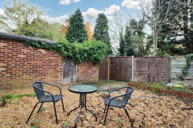 GARDEN 