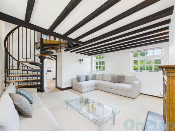 Mentomore Living room looking at stairs (1)