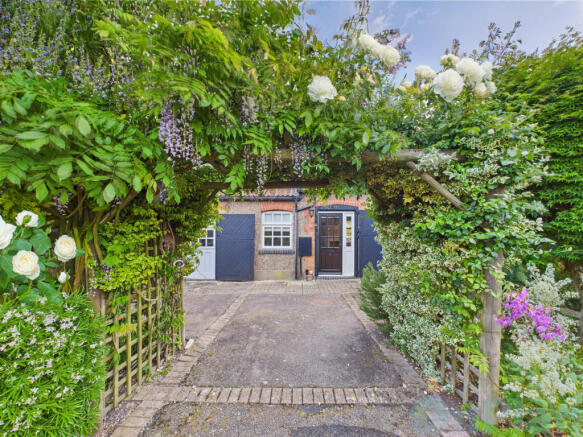 Mentmore flower entrance
