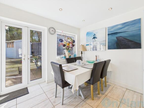 CAM04024G0-PR0021-STILL001