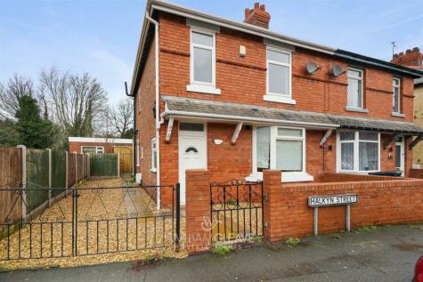 Clwyd - 3 bedroom semi-detached house for sale