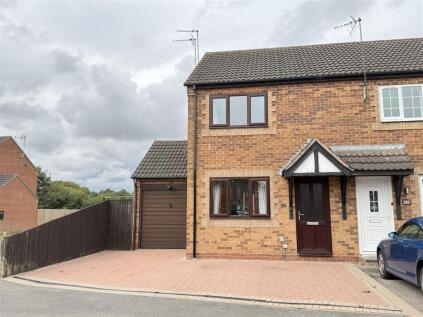 Cedar Road, Castle Gresley, Swadlincote