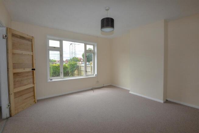 Living Room 1.jpg