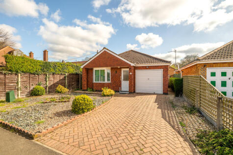 120 Elmtree Road, Ruskington, Sleaford, Lincolnshire, NG34 9FF