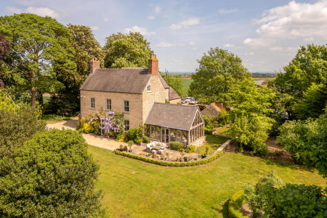 Glebe Farmhouse, Heighington Road, Canwick, Lincoln, Lincolnshire, LN4 2RJ