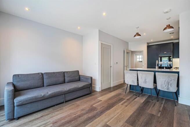 LIVING ROOM/KITCHEN