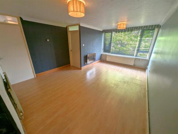 PXL_20250423_125016642.RAW-01.COVER.jpg