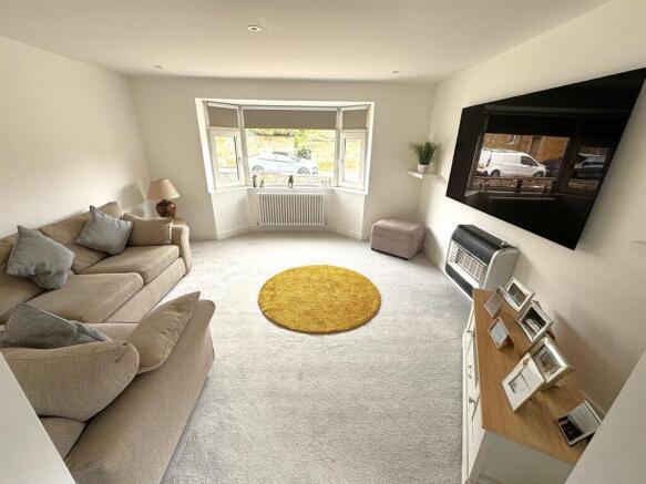 thumbnail_image1 (8).jpg