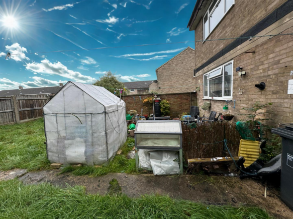 Untitled design - 2025-10-22T102203.313.png