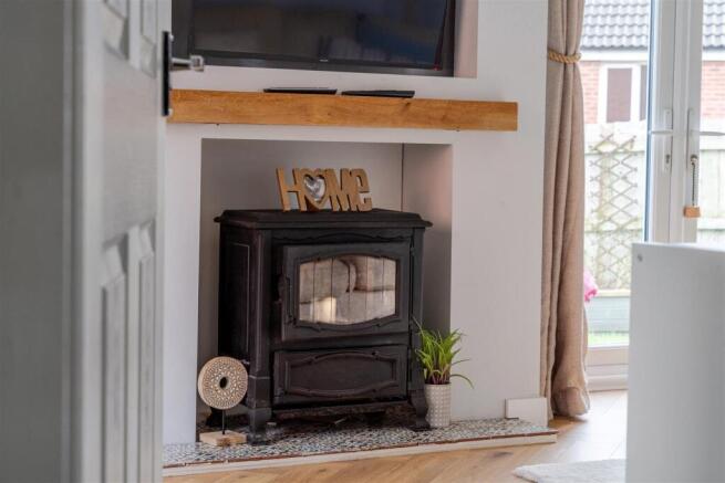 Drake Ave Fireplace amf.jpg
