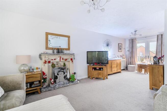 Primrose Sitting Room.jpg