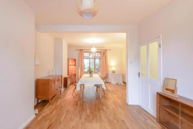 8402556-interior07-800.jpg
