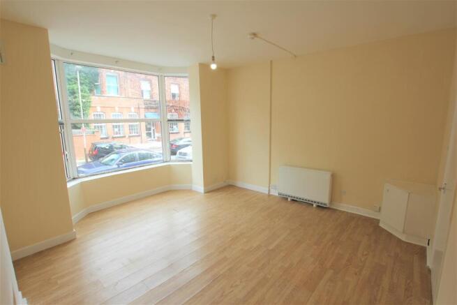 Lounge/Bedroom
