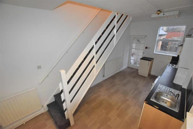 Lounge/Kitchen