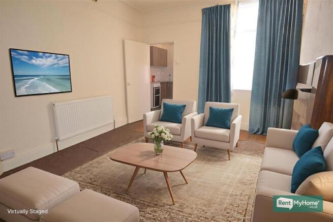 DZ6Ze7yD-k2nkItU3WFFlA - Living Room - Standard -