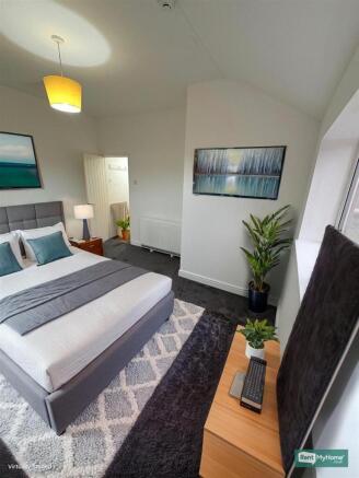 IMG_0728 - Bedroom - Modern - 2.jpeg