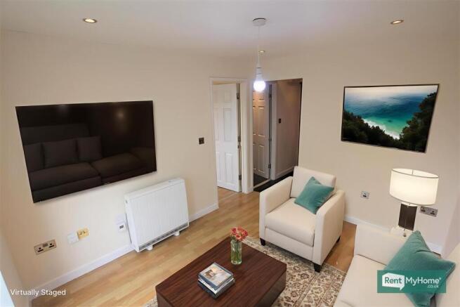 J_Oa5ZAjukuDxVIYuva7PQ - Living Room - Standard -