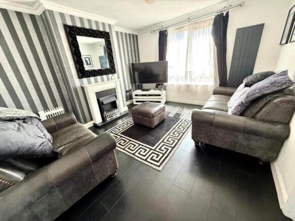 lounge 2.jpg