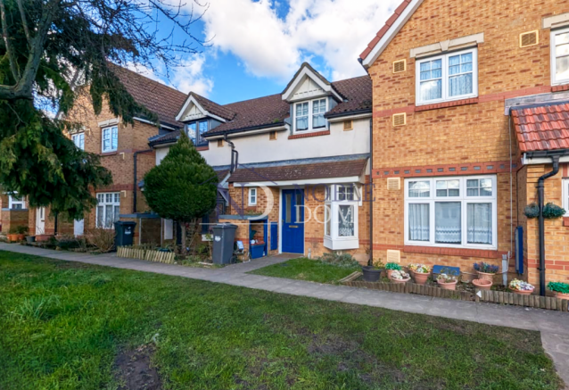 TWO BEDROOM MID TERRACED HOUSE IN HOUNSLOW