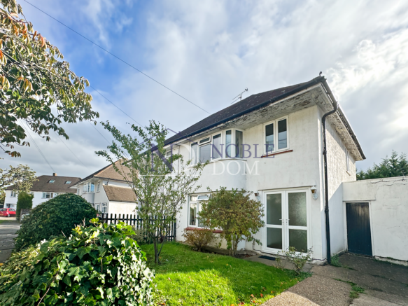 3 BEDROOM SEMI-DETACHED HOUSE IN SUNBURY-ON-THAME