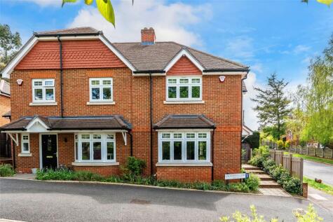 Crossways Close, Great Bookham, Leatherhead, Surrey, KT23