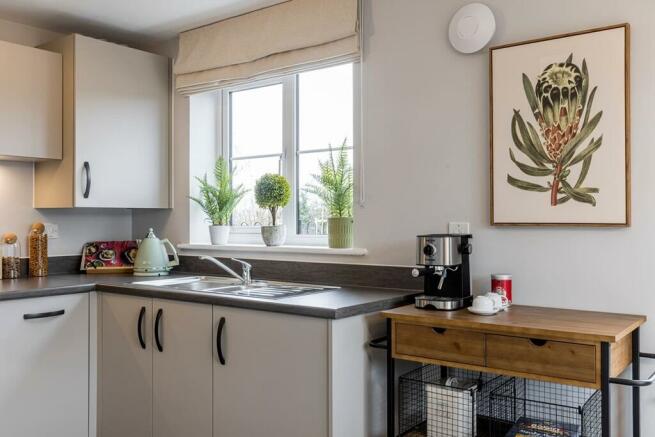 A Taylor Wimpey kitchen is easy to keep clean