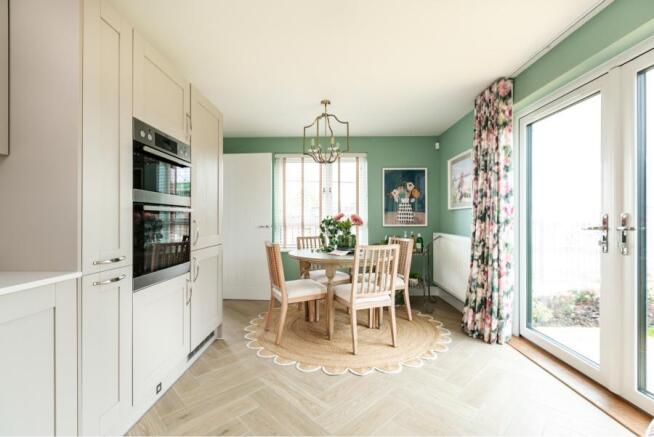 With direct access to the garden