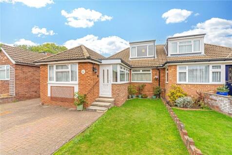 Weymead Close, Chertsey, KT16