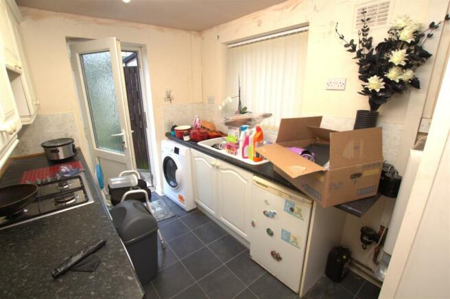 kitchen .jpg