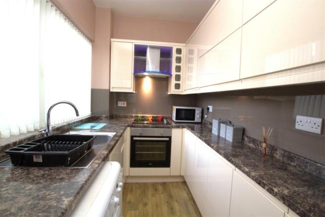 kitchen close up.jpg