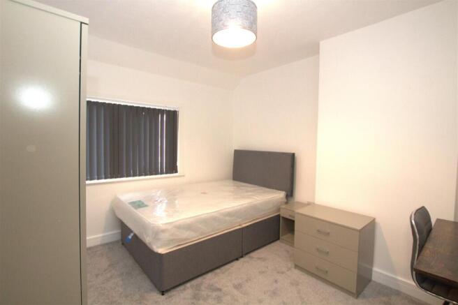 Room 4.jpg