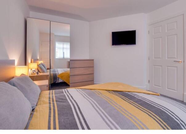 bedroom 3.jpg