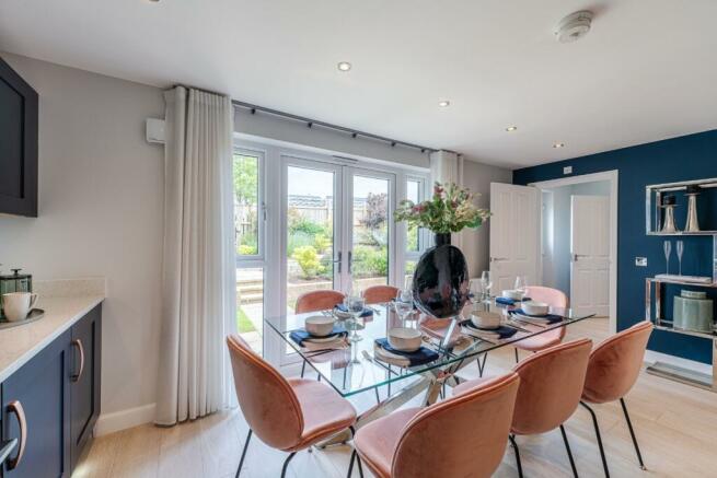 Kitchen with patio doors to garden - Inveraray