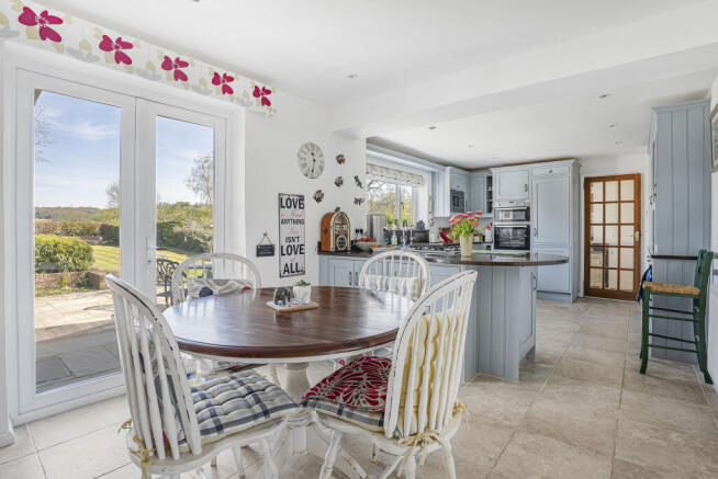 Kitchen/Breakfast Room