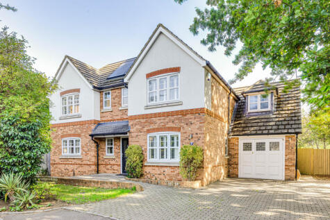 Oakington Close, Spelthorne, TW16
