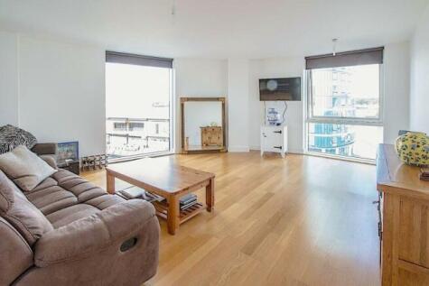 Dock Head Road, Chatham, ME4 4ZH