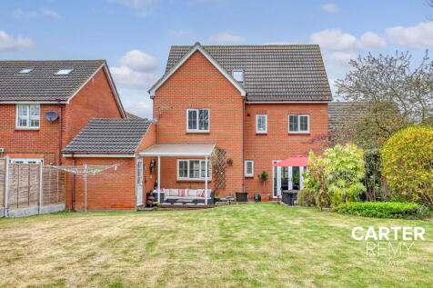 Carew Close, Chafford Hundred, Grays, RM16