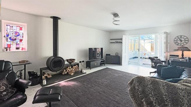 Lounge 1 (7).jpg