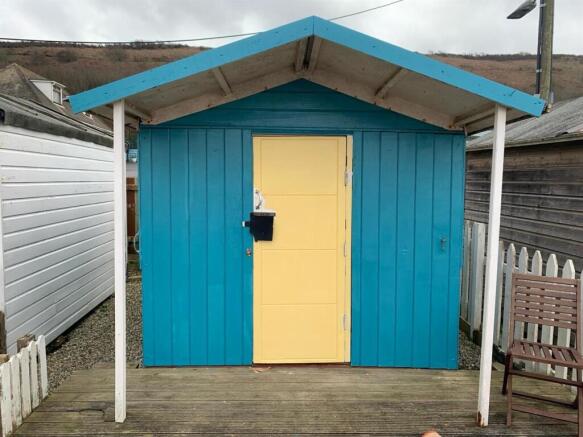 Beach Hut 1.jpeg