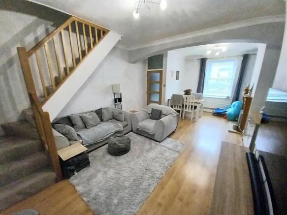 21 Geneva L. Room.jpg