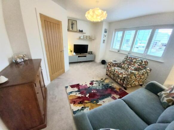 16 Atlanta Lounge.jpg