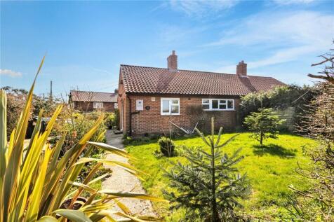 Cubitts Close, Bintree, Dereham, Norfolk, NR20