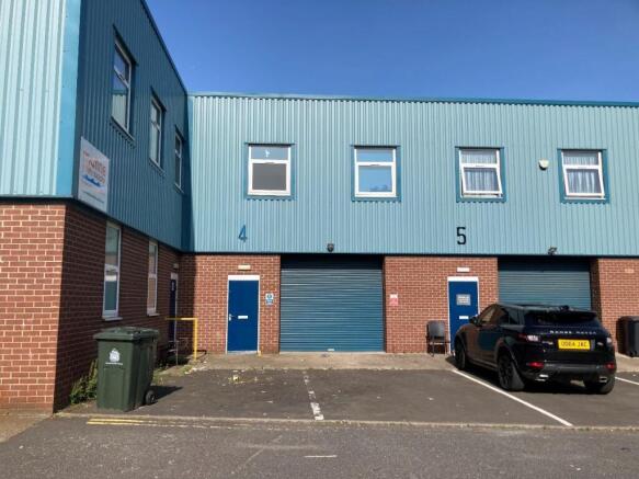 Unit 4 Marine Buildings ext photo.jpg