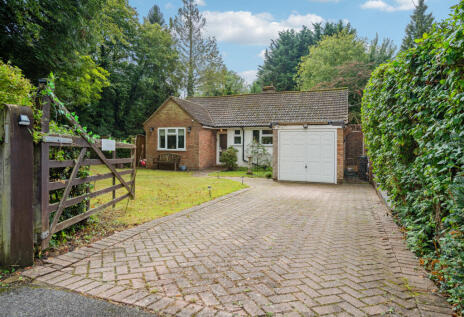 Great Missenden - 2 bedroom detached bungalow for sale