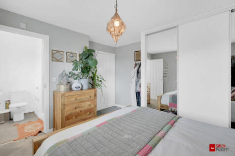 Aspinall Drive, Colne, BB8